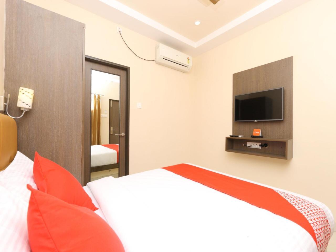 Oyo 14934 Kalyani Grand Hotel Chennai Exterior photo